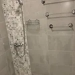 Modern Waterfront 1br With Ac *