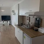 Modern Waterfront 1br With Ac * سوزوبول
