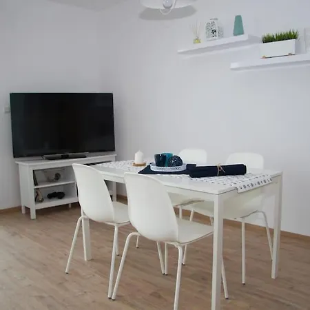 Modern Waterfront 1br With Ac Διαμέρισμα *