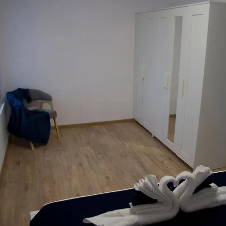 Modern Waterfront 1br With Ac Apartmán *