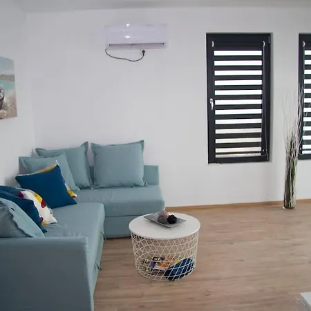 Διαμέρισμα Modern Waterfront 1br With Ac