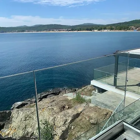 Modern Waterfront 1br With Ac Appartamento Sozopol